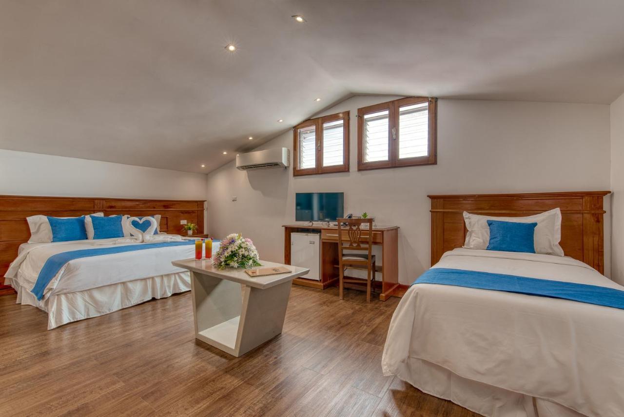 Swans Cay Hotel Бокас-дель-Торо Экстерьер фото