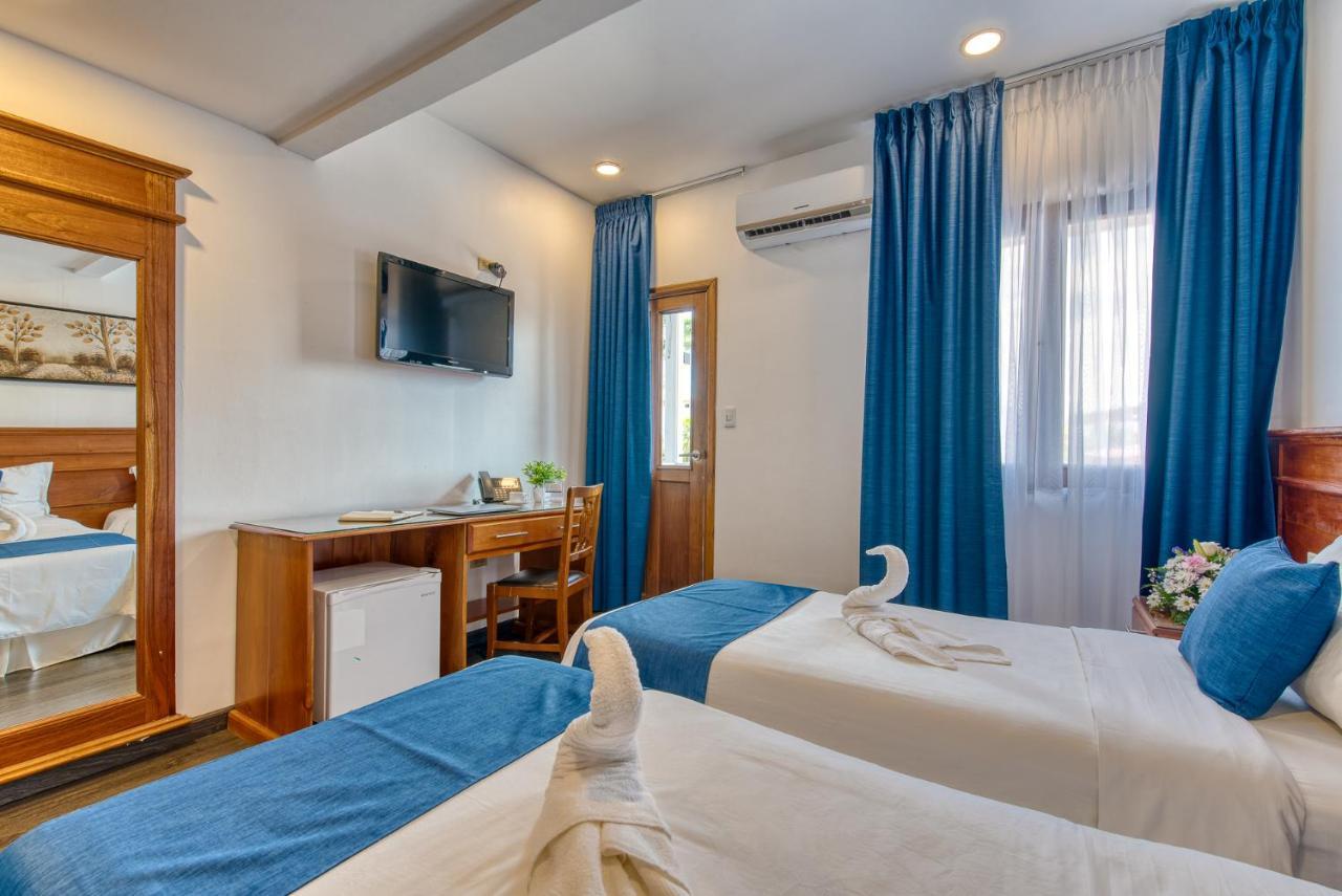Swans Cay Hotel Бокас-дель-Торо Экстерьер фото